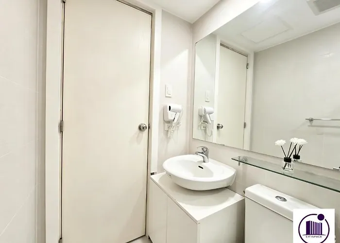 Citispace 1br Condotel At Azure Urban Residences #az09a Apartment Manila